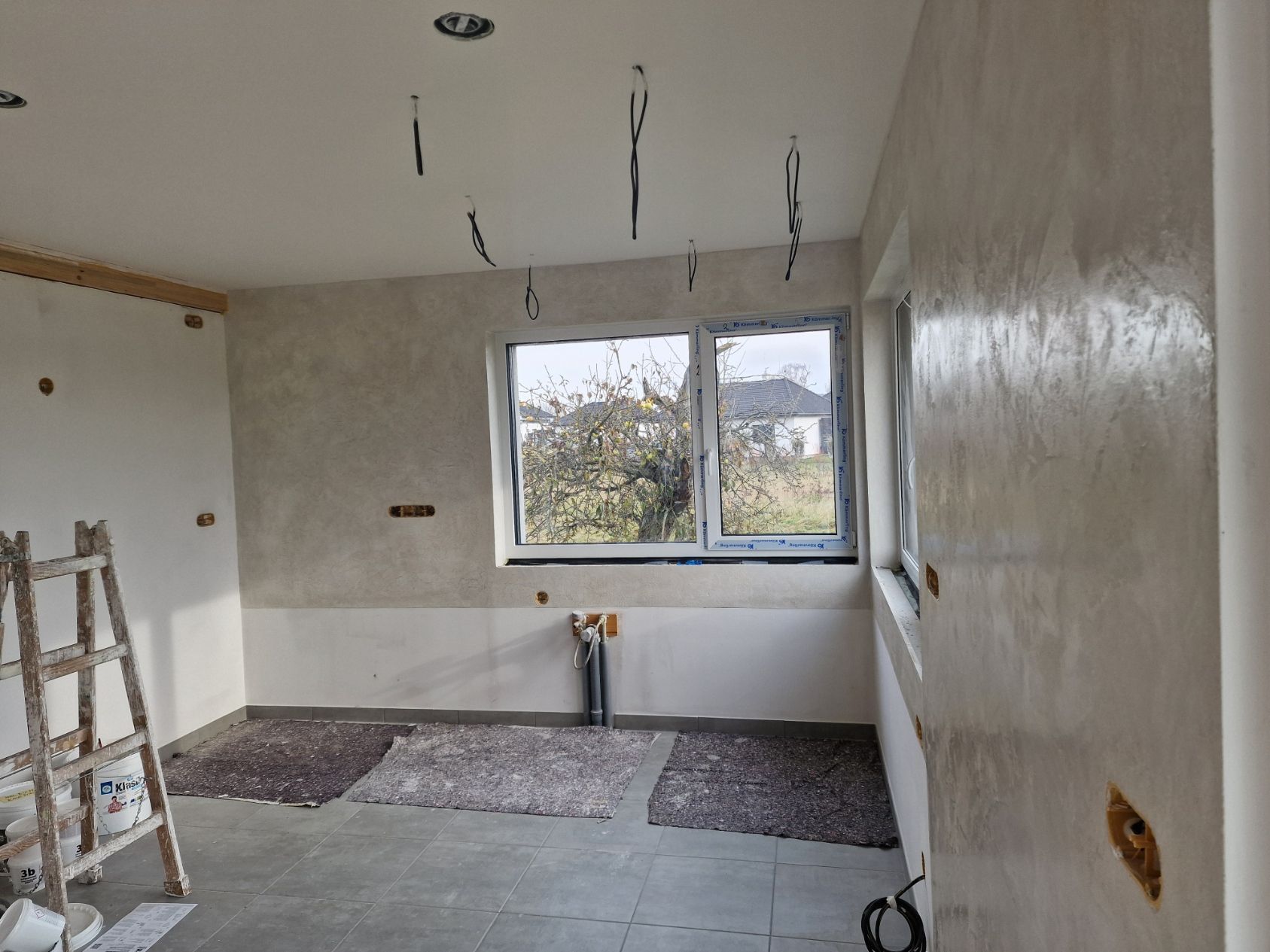 Betonová stěrka – kuchyně – hotová realizace